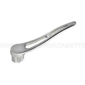 HANDLE SUITABLE FOR OPENING FUEL, WATER AND LOCKER PLUGS